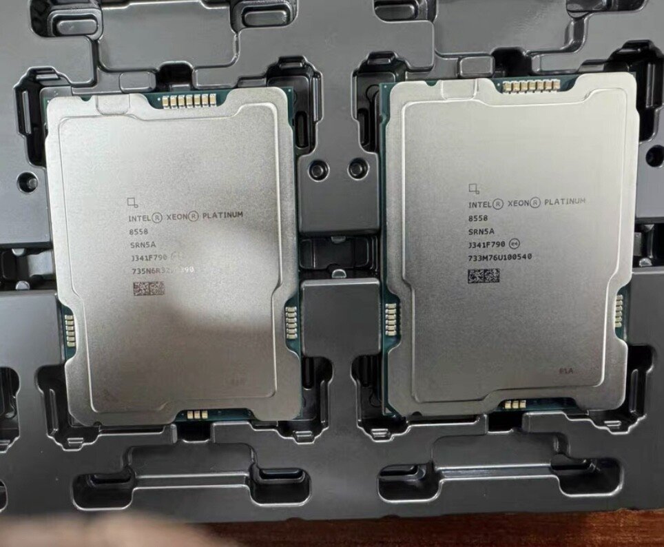 Xeon Platinum 8558